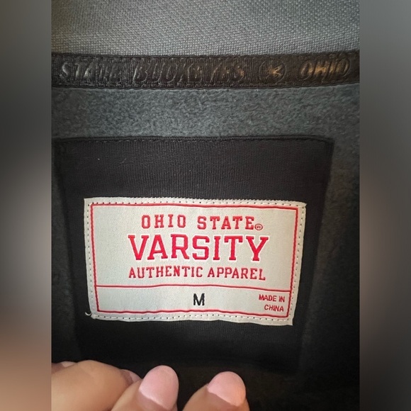 Ohio State Varsity Authentic Apparel MEN’s Long Sleeve Hoodie Pullover Medium - Picture 10 of 10
